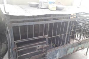 Family Assault Delta Teenager, Lock Him In Dog Cage For Visiting Their Daughter 