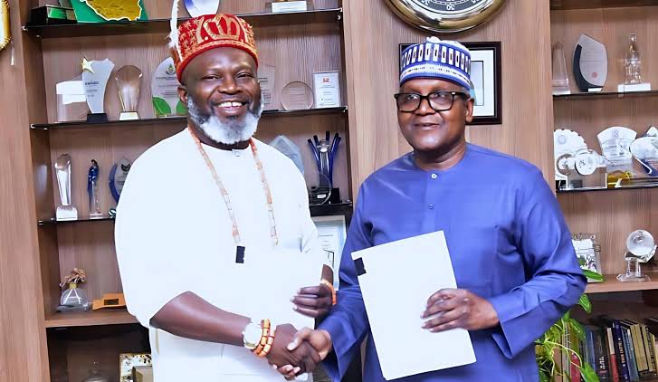 NNPC Signs 10 Years Deal To Supply Gas To Dangote Refinery