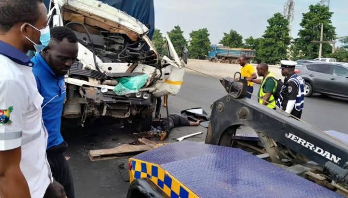 Tragic Midnight Accident Kills 5 In Ibadan